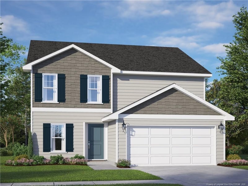 2220 Roadster Pony Ln, Hope Mills, NC 28348