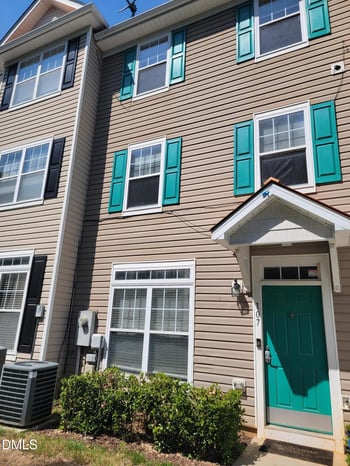 2220 Valley Edge Dr #107, Raleigh, NC 27614