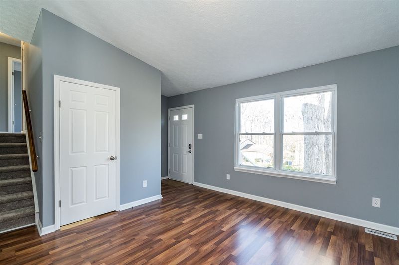2221 Mariner Cir, Raleigh, NC 27603