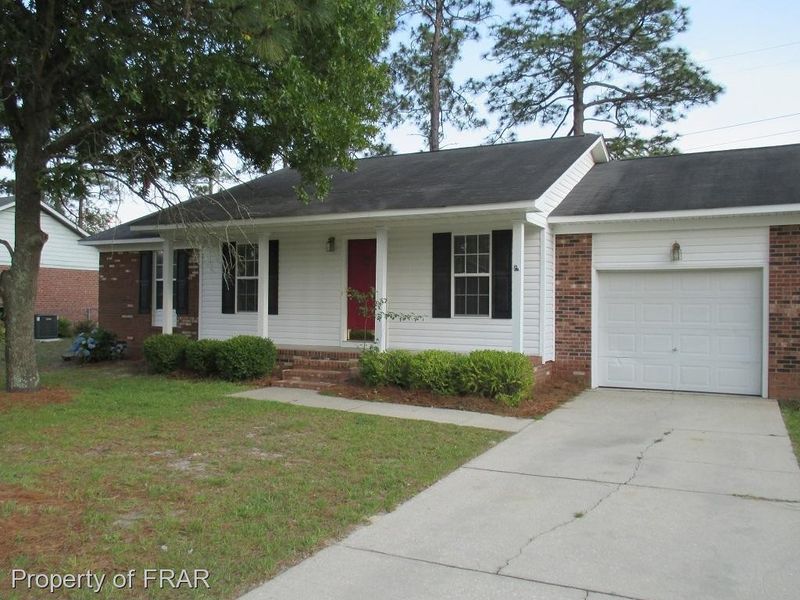 2221 Rustic Trl, Fayetteville, NC 28306