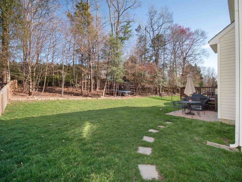 2221 Spruce Shadows Ln, Raleigh, NC 27614