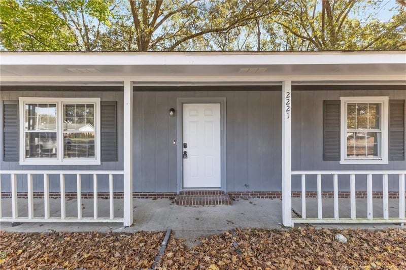 2221 Tolgate Rd, Fayetteville, NC 28304