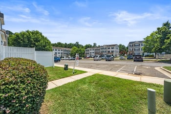 2221 Valley Edge Dr #100, Raleigh, NC 27614