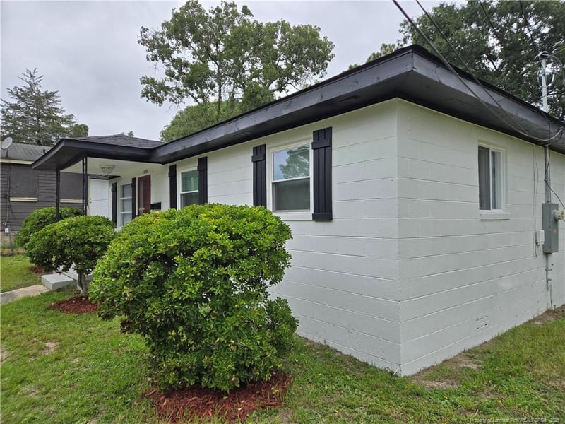 2222 Edgar St, Fayetteville, NC 28301