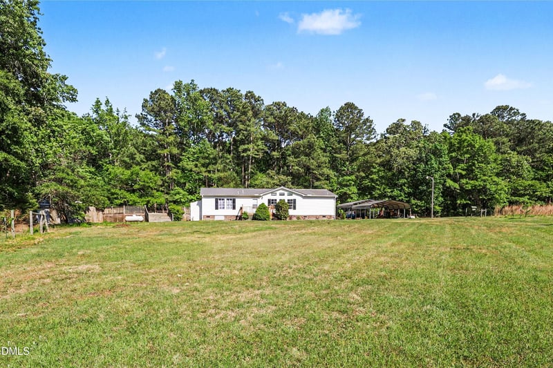 2222 Elevation Rd, Four Oaks, NC 27524