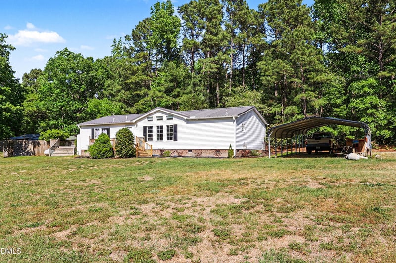 2222 Elevation Rd, Four Oaks, NC 27524