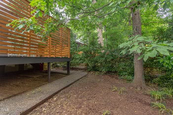 2222 Pathway Dr, Chapel Hill, NC 27516