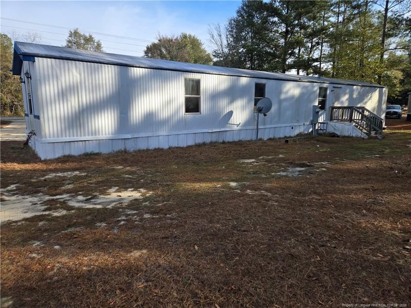 2222 Sand Hill Rd, Hope Mills, NC 28438