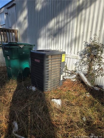 2222 Sand Hill Rd, Hope Mills, NC 28438