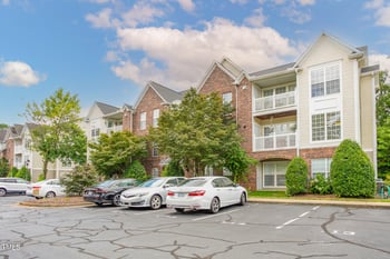 2223 Delaney Dr #214, Burlington, NC 27215