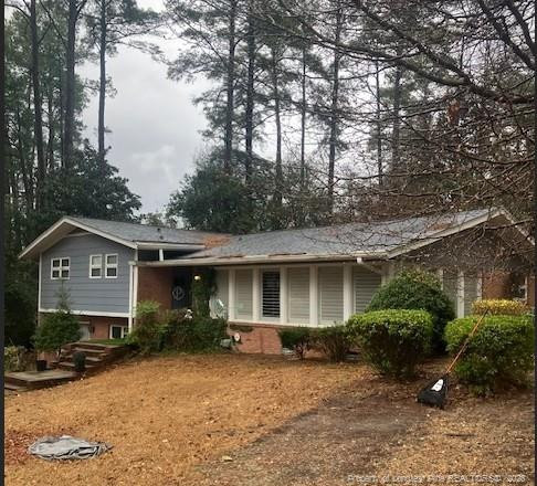 2224 Mirror Lake Dr, Fayetteville, NC 28303