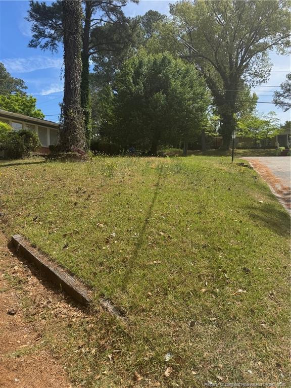 2224 Mirror Lake Dr, Fayetteville, NC 28303
