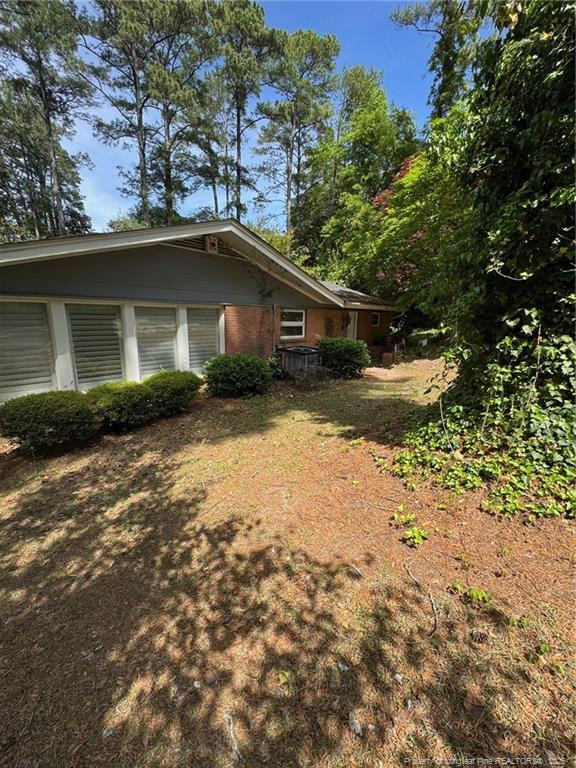 2224 Mirror Lake Dr, Fayetteville, NC 28303