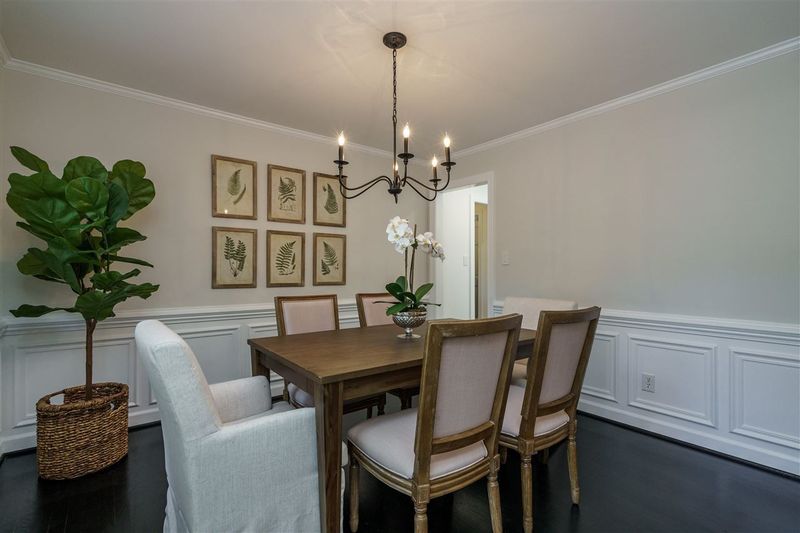 2224 Oxford Rd, Raleigh, NC 27608