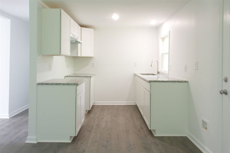 2224 E Williams St, Apex, NC 27539