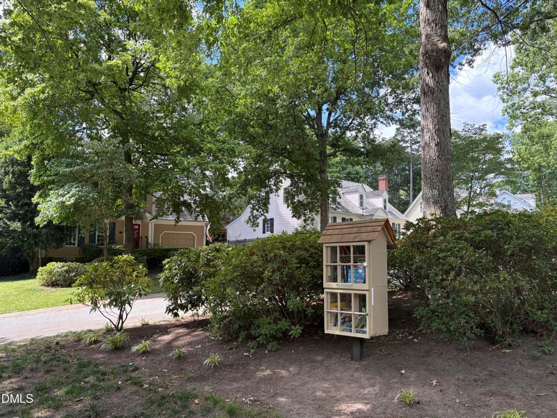 2225 Brisbayne Cir #910, Raleigh, NC 27615