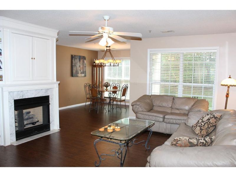 2225 Delaney Dr #112, Burlington, NC 27215
