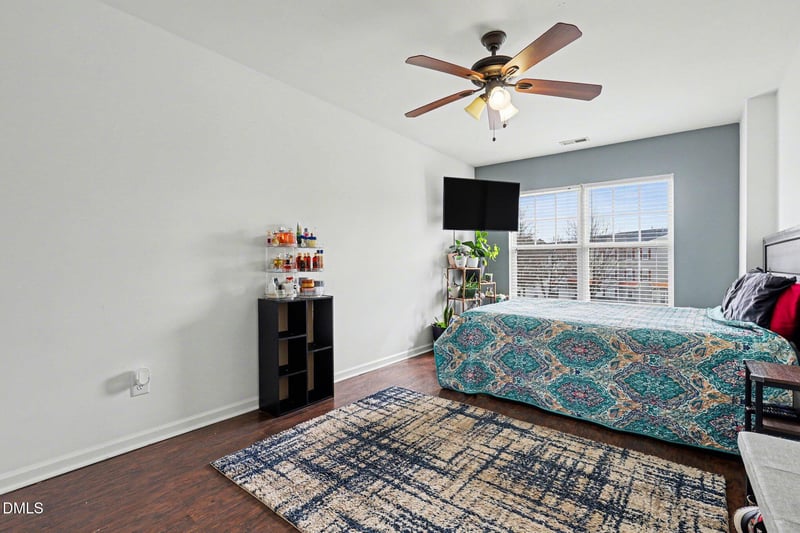 2225 Raven Rd #100, Raleigh, NC 27614