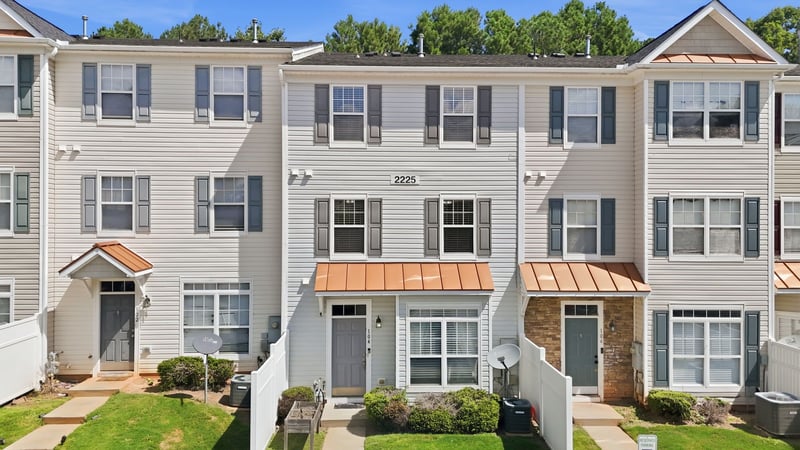 2225 Raven Rd #104, Raleigh, NC 27614