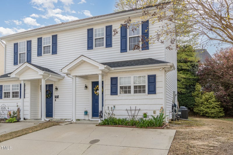 2225 Whistling Straits Way, Raleigh, NC 27604