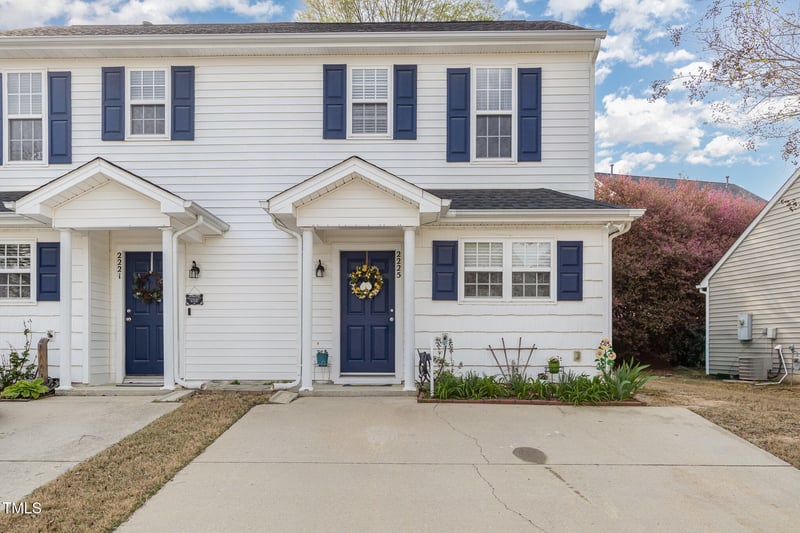 2225 Whistling Straits Way, Raleigh, NC 27604
