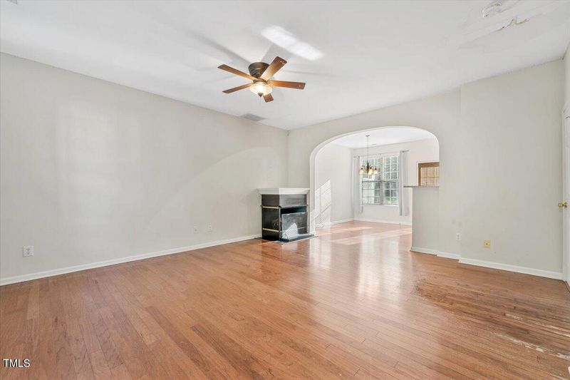 2226 Valley Haven Dr, Raleigh, NC 27603