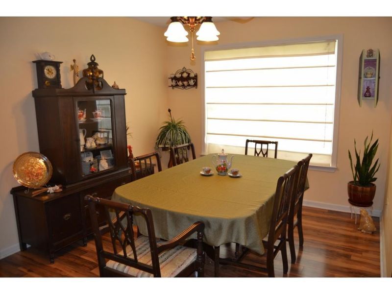 2227 Delaney Dr #112, Burlington, NC 27215