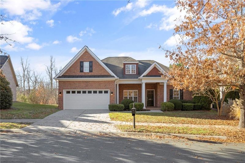 2227 Glenkirk Dr, Burlington, NC 27215