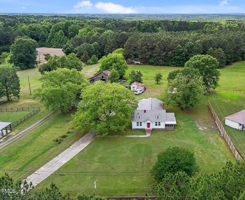 2227 Us 15 , Creedmoor, NC 27522
