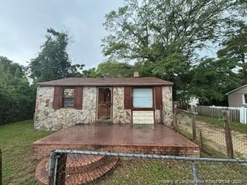 2228 Progress St, Fayetteville, NC 28306