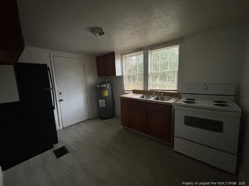 2228 Progress St, Fayetteville, NC 28306
