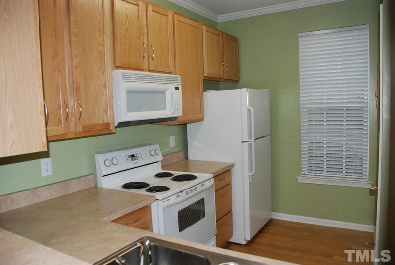 2228 Valley Haven Dr, Raleigh, NC 27603