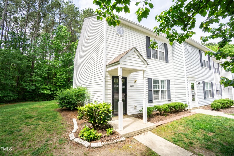 2228 Walnut Ridge Ct, Raleigh, NC 27610
