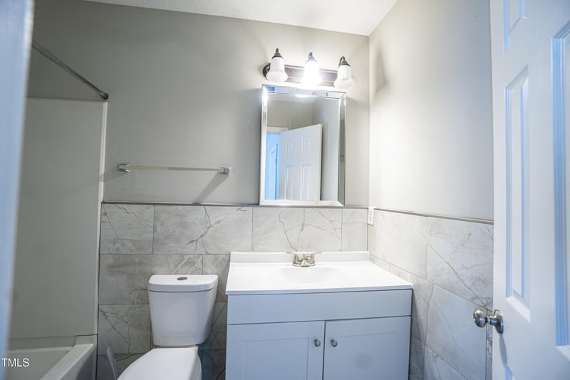 2228 Walnut Ridge Ct, Raleigh, NC 27610