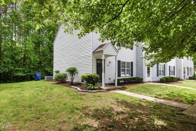 2228 Walnut Ridge Ct, Raleigh, NC 27610
