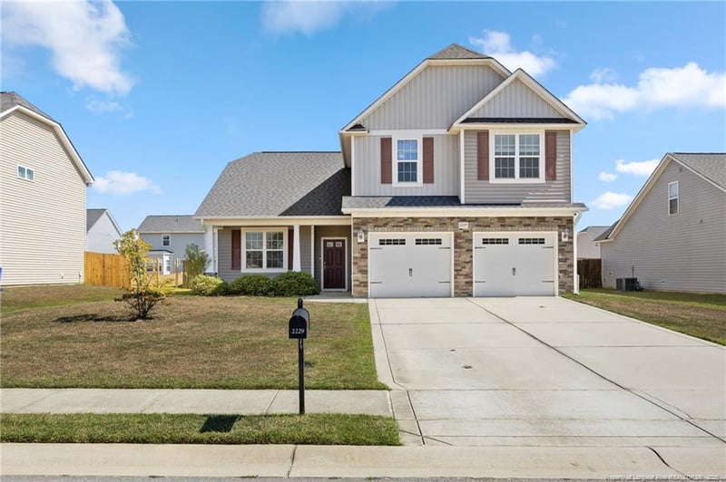 2229 Courtland Dr, Fayetteville, NC 28314