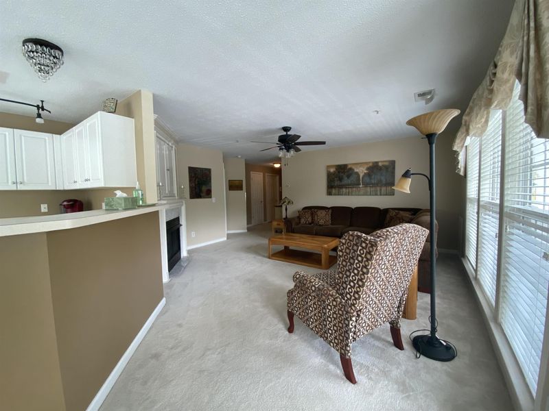 2229 Delaney Dr #211, Burlington, NC 27215
