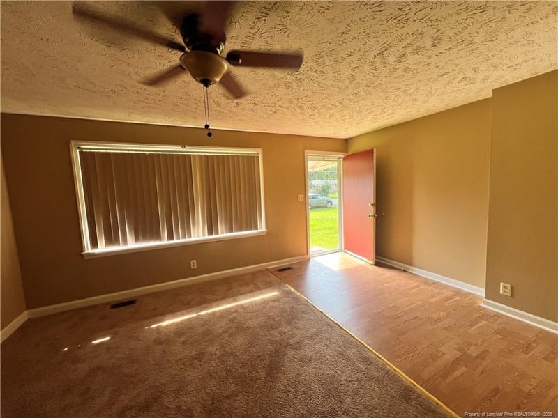2229 Kimberly Dr, Fayetteville, NC 28306