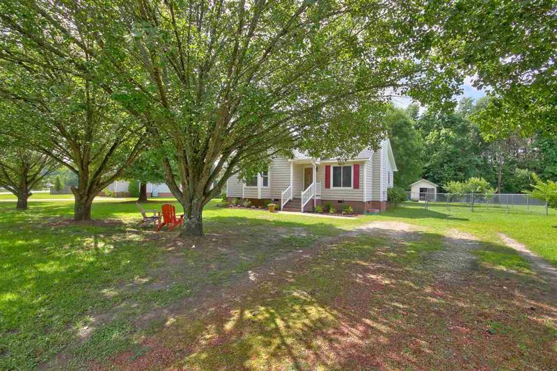 2229 Stephanie Ln, Clayton, NC 27520