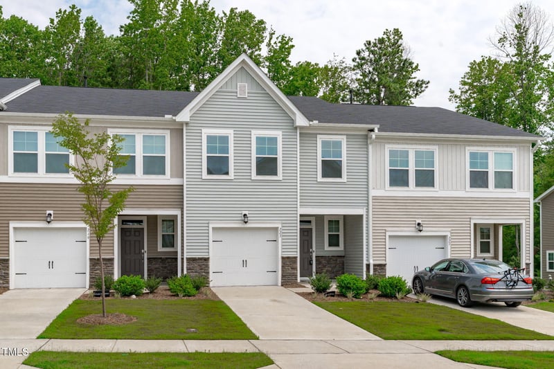 223 Aster Bloom Ln, Raleigh, NC 27610