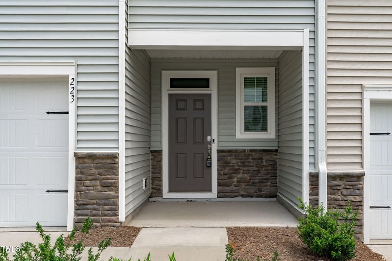 223 Aster Bloom Ln, Raleigh, NC 27610