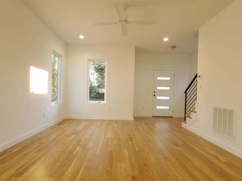 223 Bledsoe Ave, Raleigh, NC 27601