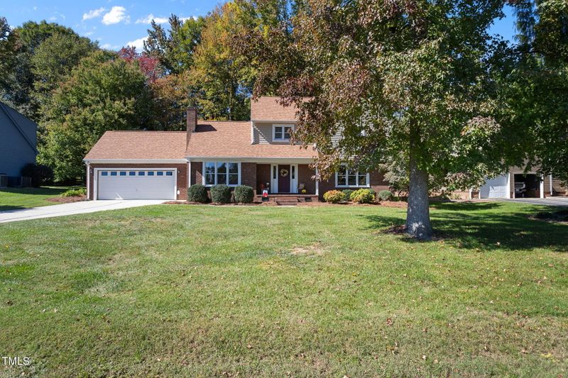 223 Coachlight Trl, Burlington, NC 27215