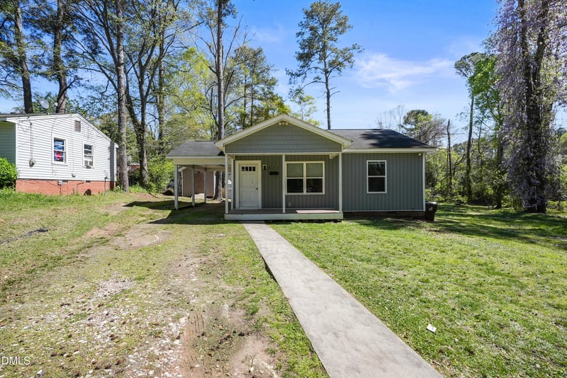 223 Daisy St, Sanford, NC 27330