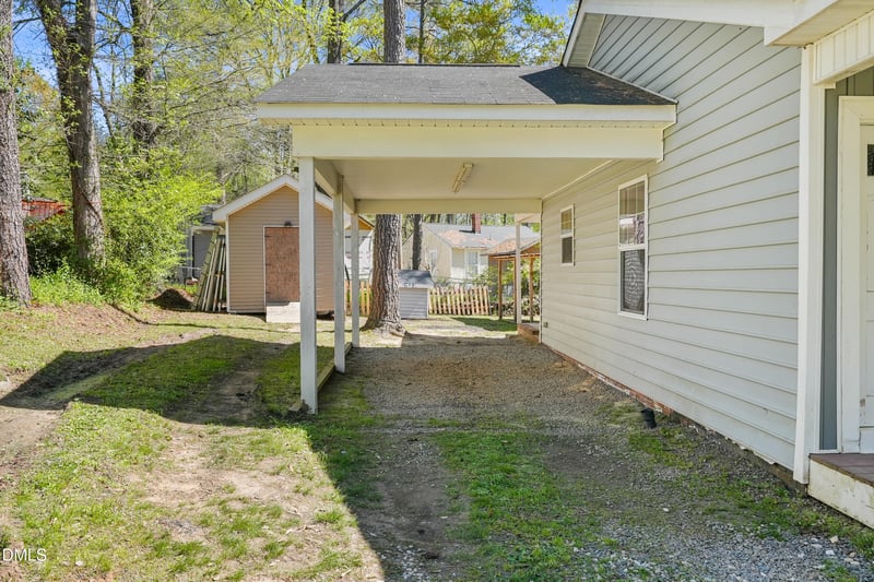 223 Daisy St, Sanford, NC 27330