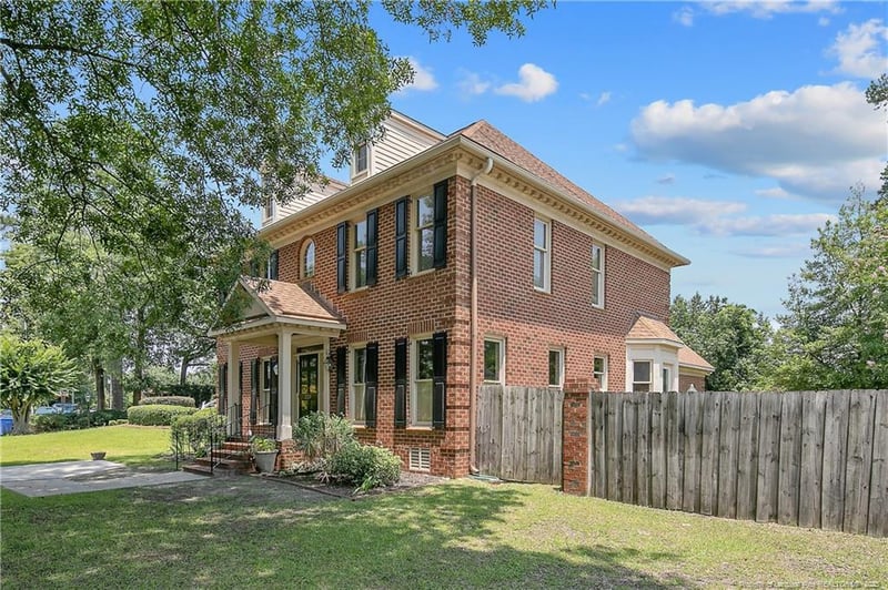 223 Devane St, Fayetteville, NC 28305
