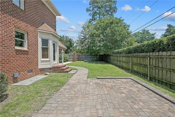223 Devane St, Fayetteville, NC 28305