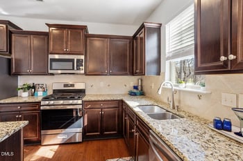 223 Genoa Ln, Clayton, NC 27527