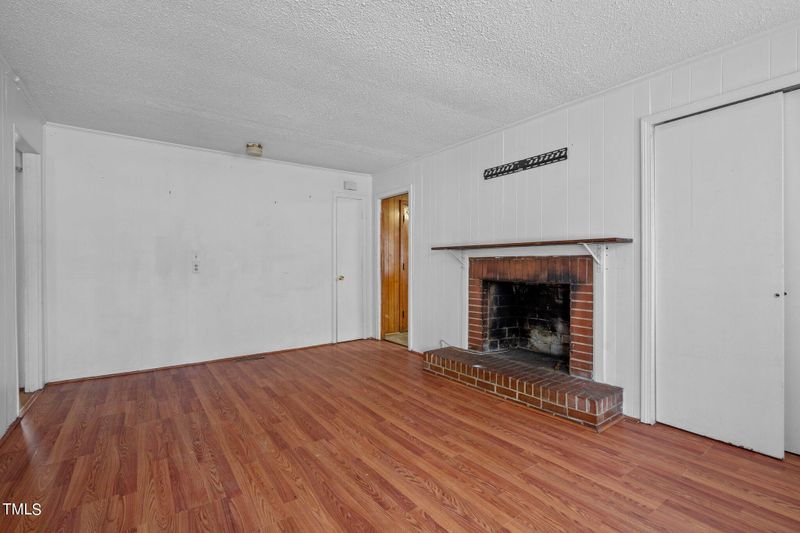 223 Gentry St, Roxboro, NC 27573