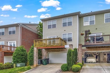 223 Grindstone Dr, Apex, NC 27502